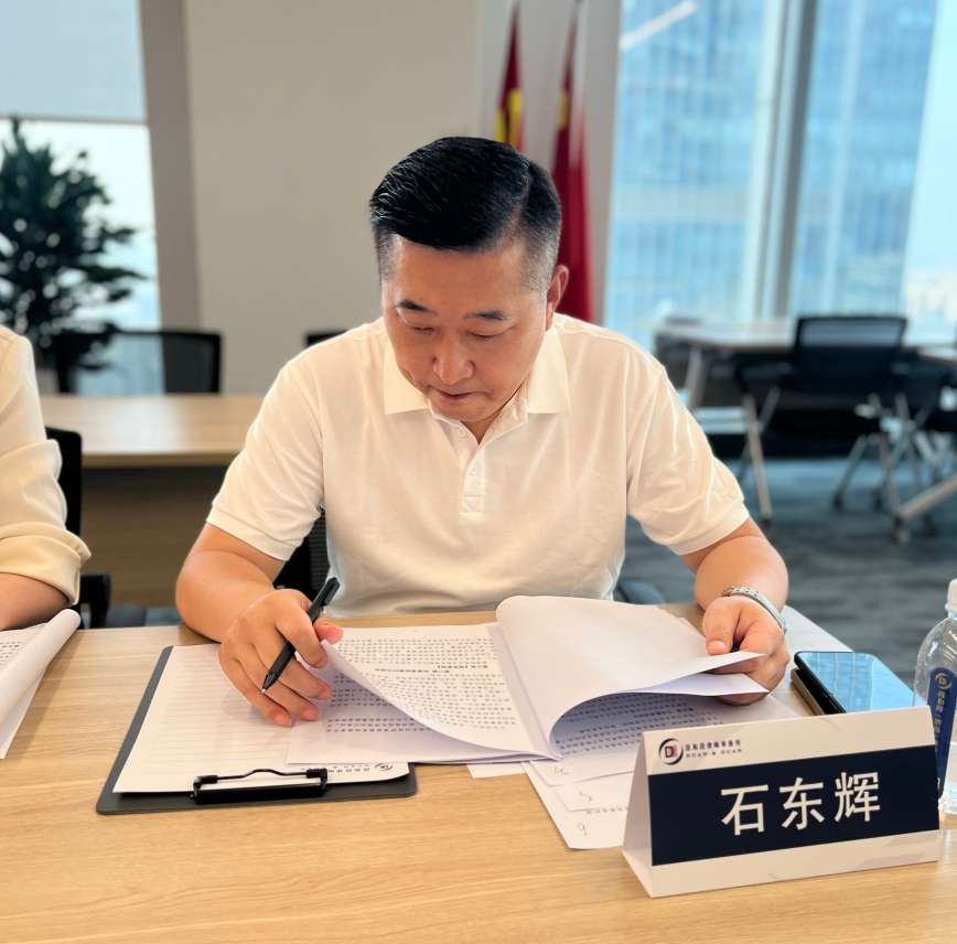 恶意维权侵害医美行业，而无良同行在做死医美行业