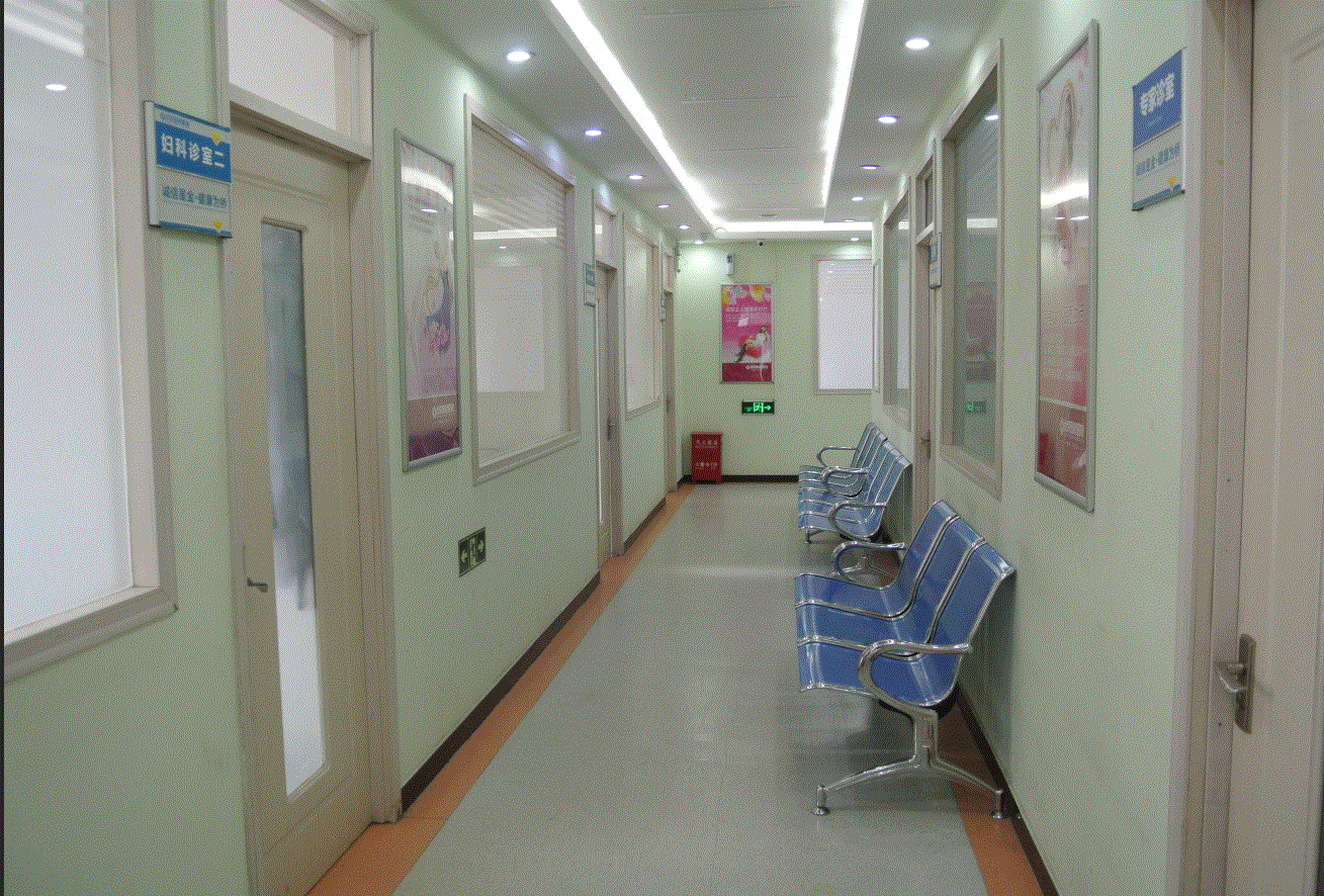 医院转让,北京三环边地铁站旁一级综合医院转让（可批医保）